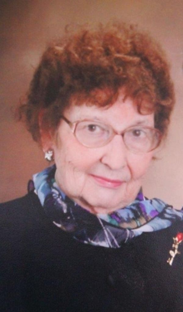 Evelyn F Eischen