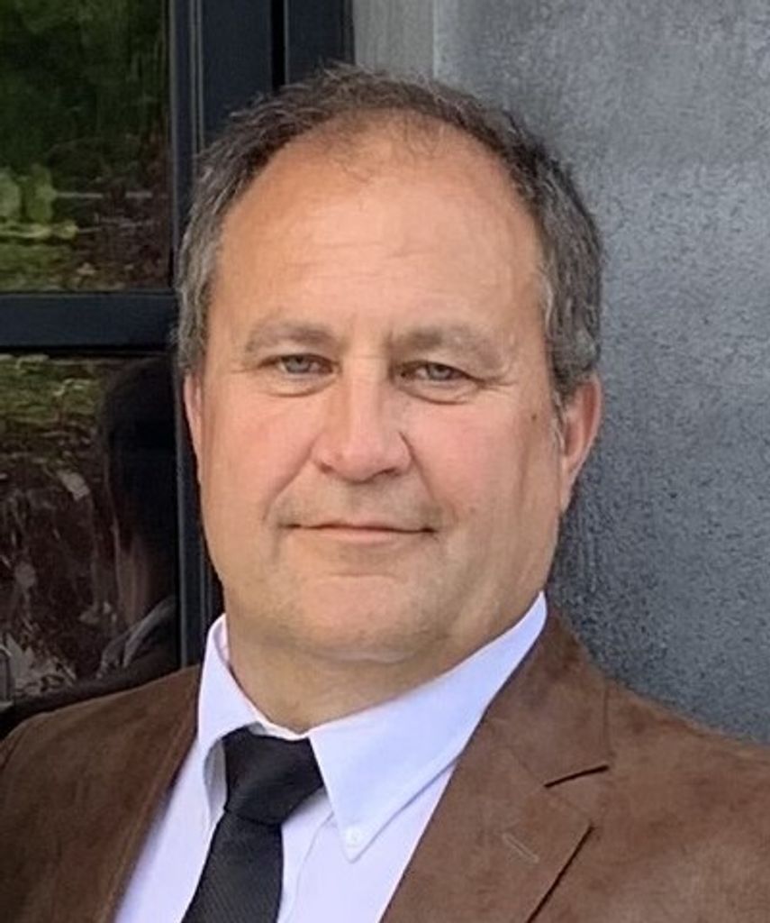 Leasly F. Schaper Profile Photo