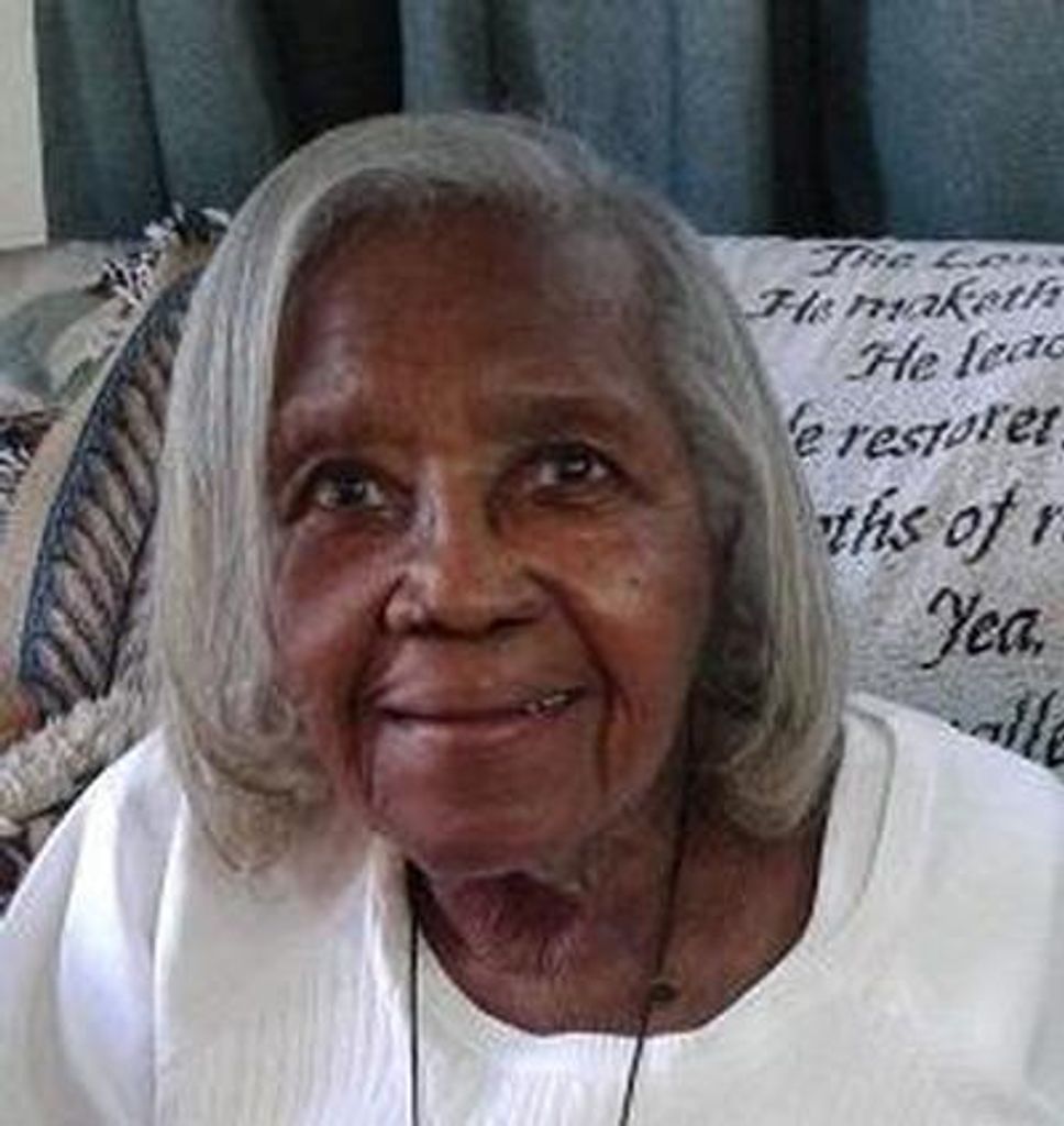 Minister Mary Lee Roux