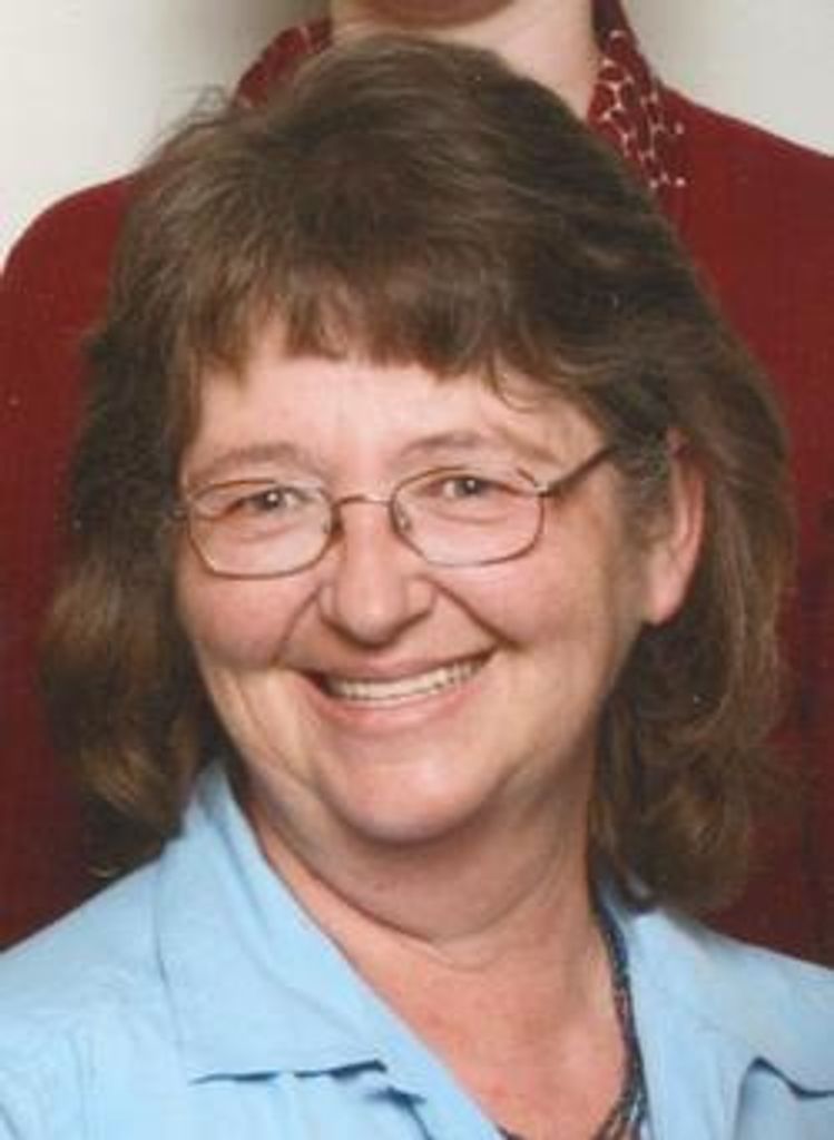 Phyllis Irene Benton