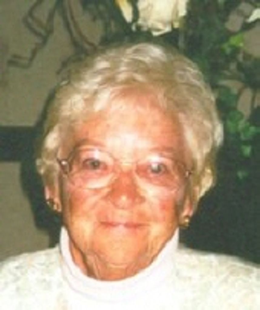 Lillian 'Lynn' Loraine Cullen