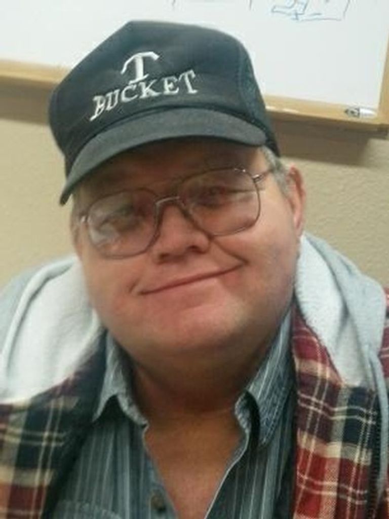 Ernie Arnold Reynolds Profile Photo