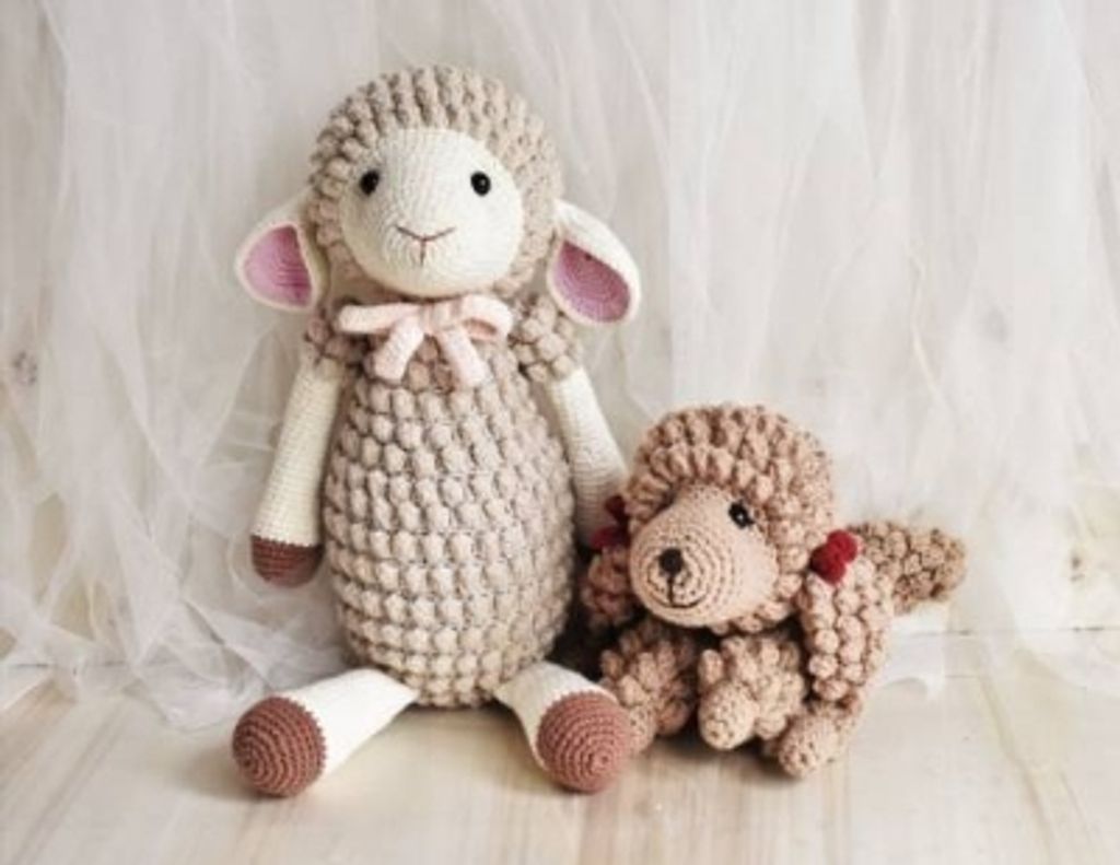 Ainsley & Olivia Cline