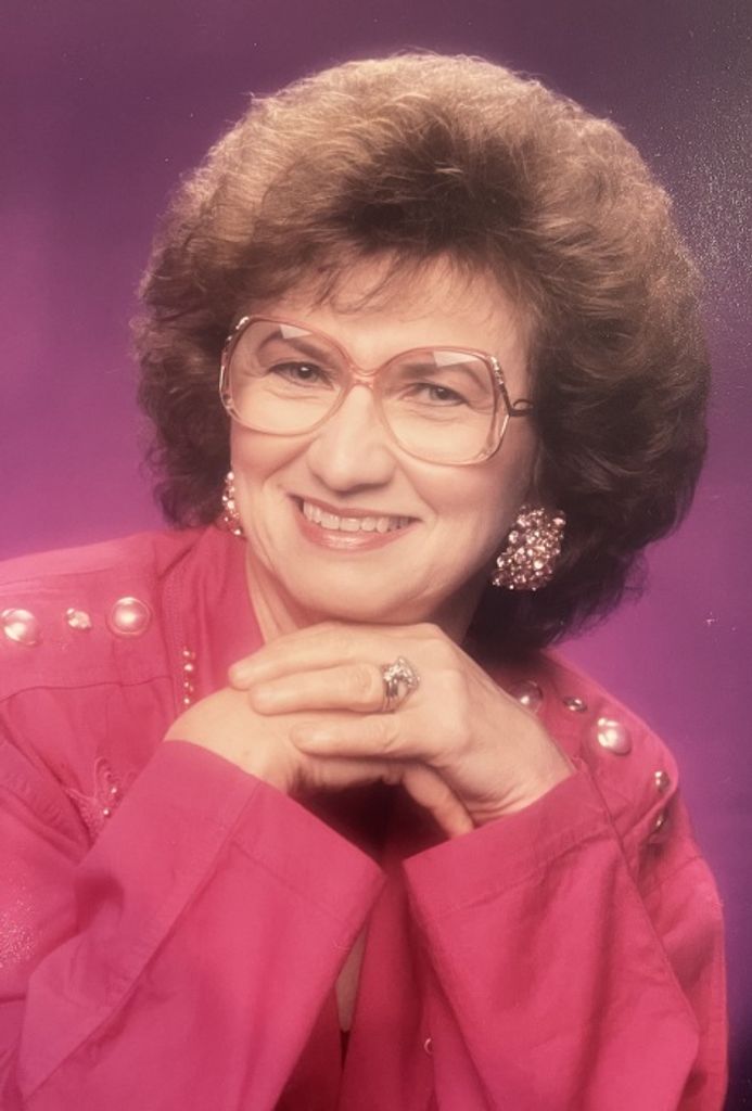 Louise Bentley Holloway