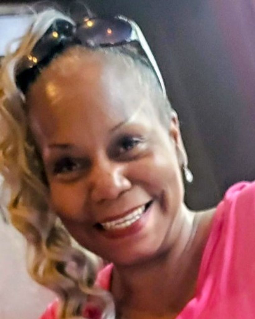 Derinee Michelle Harris-Yates Profile Photo
