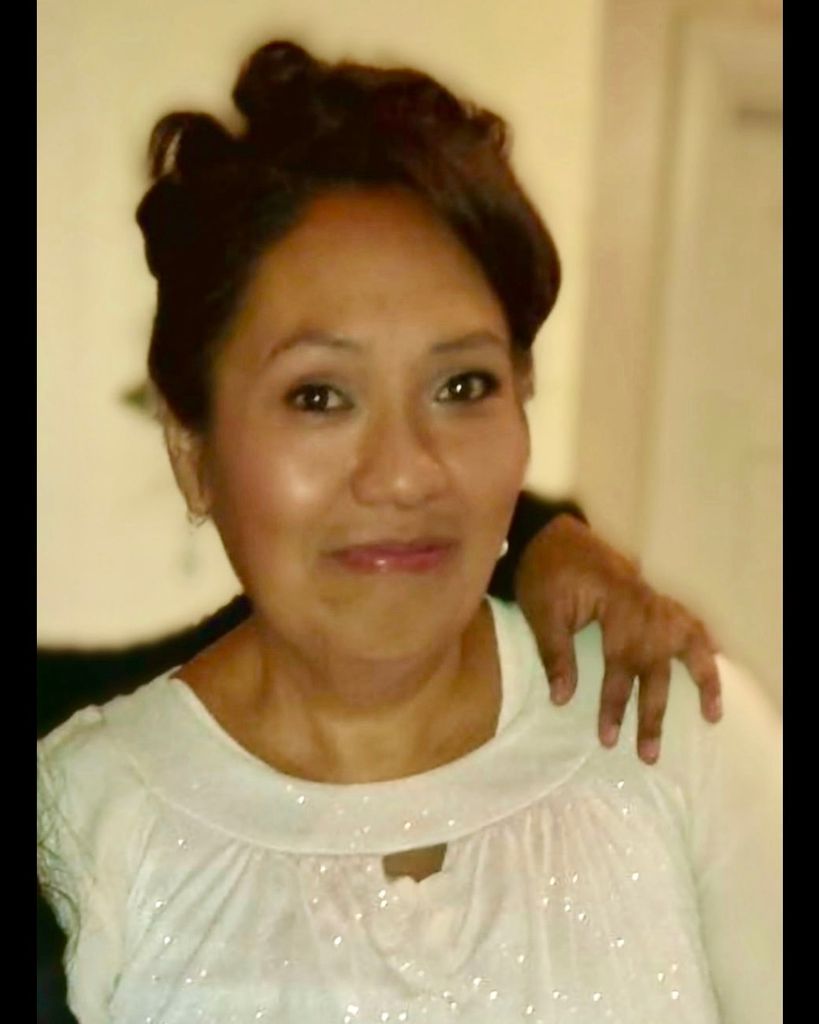 Gabriela Bernadino Profile Photo