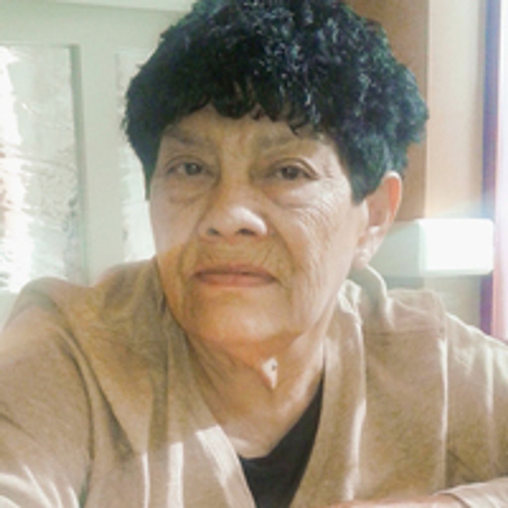 Anselma Flores
