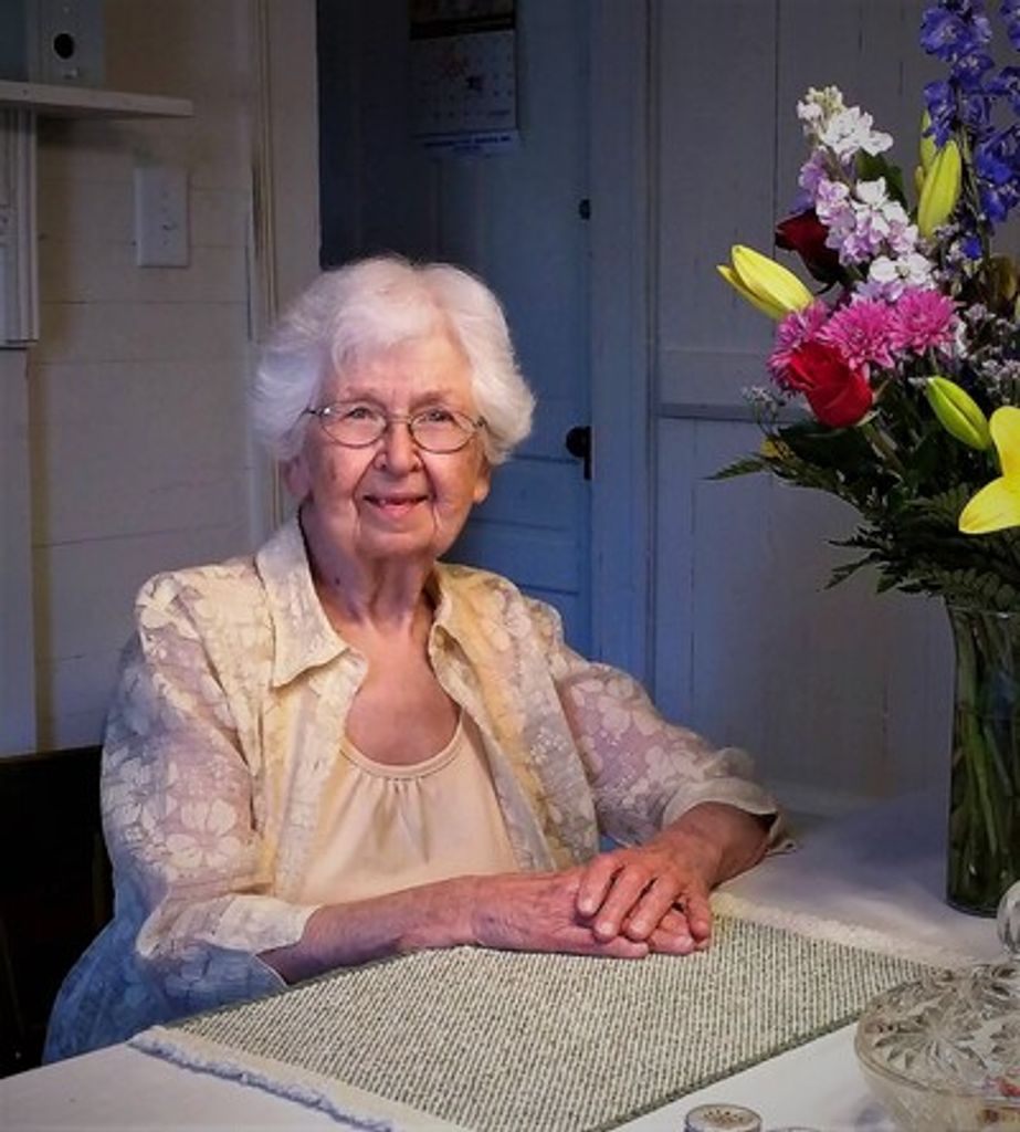 Aline Campbell Profile Photo