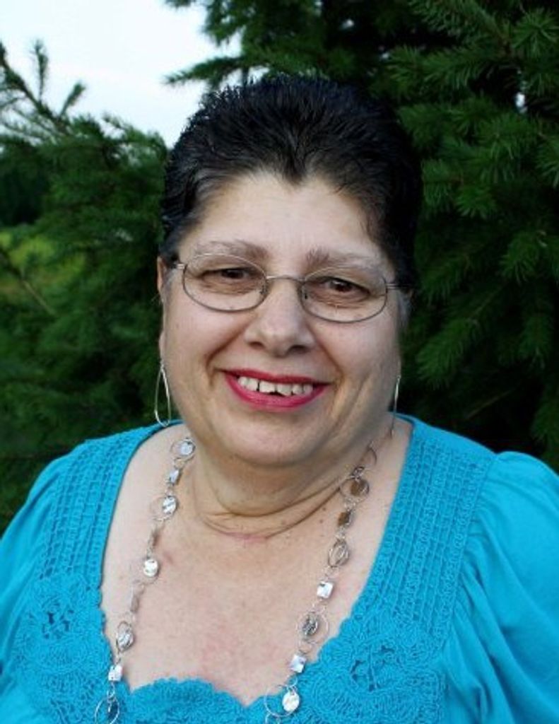 Linda Jean (Primevara)  Ulrich