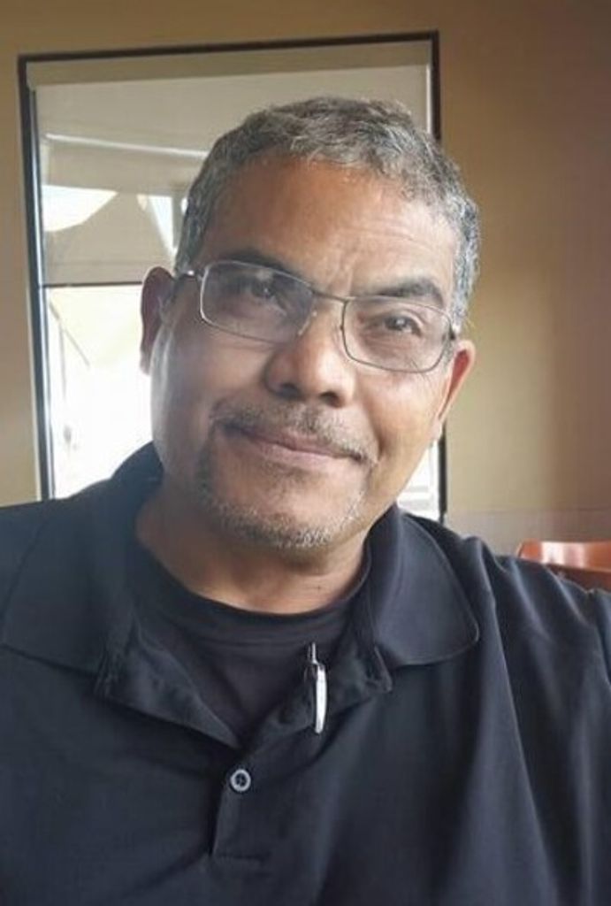Carlos Toledo Profile Photo