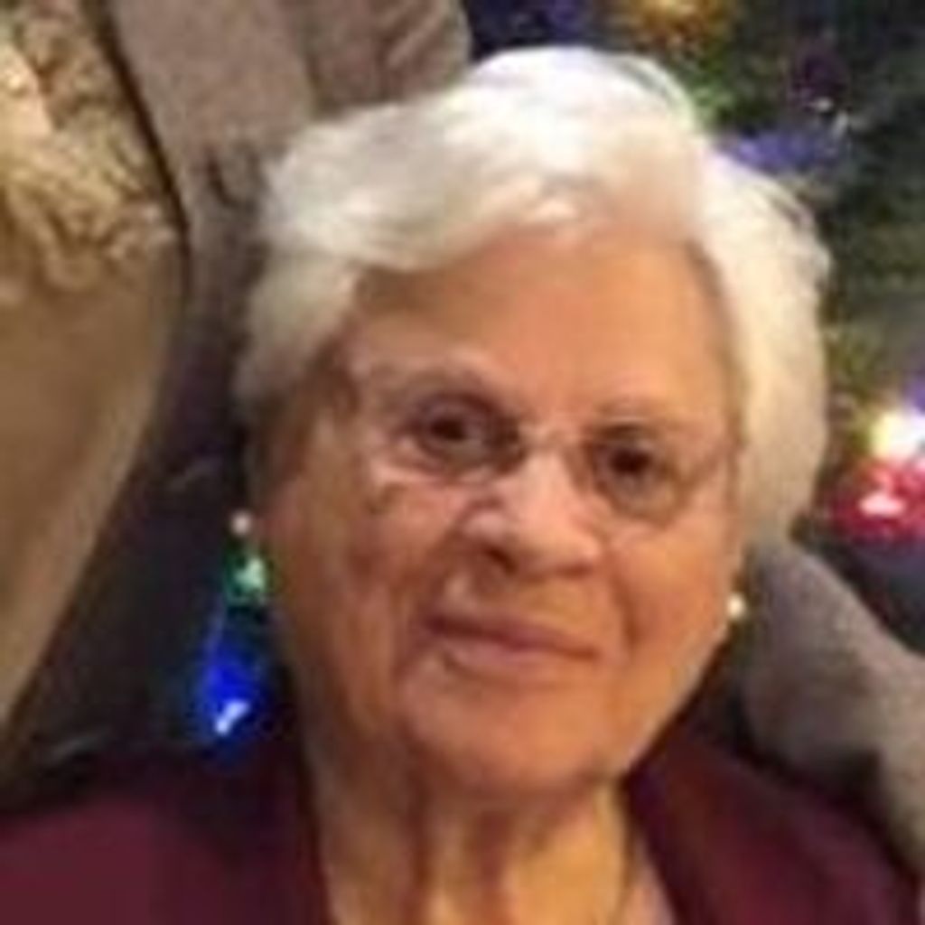 Evangelia Eva P. Cambetes Profile Photo
