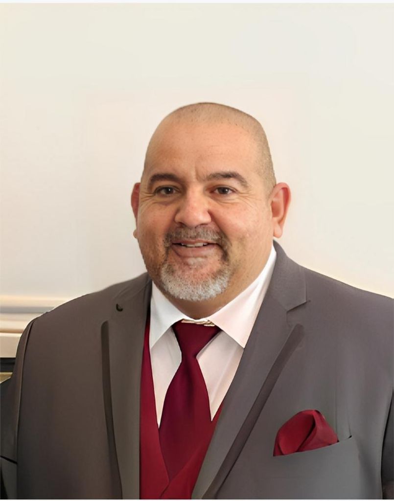 Marco Antonio Holguin Profile Photo