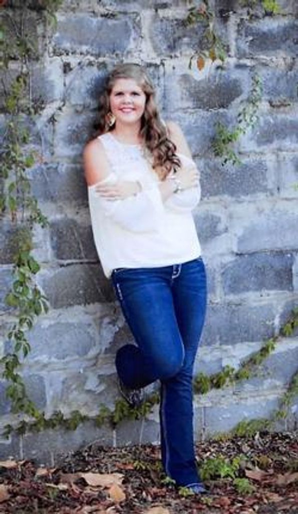 Lauren Alexandra Phipps Profile Photo