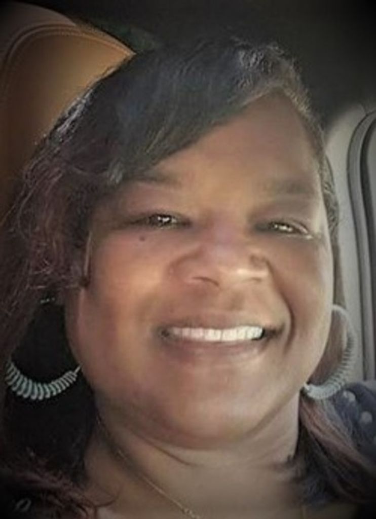 Lisa Lynette West-Solomon Profile Photo