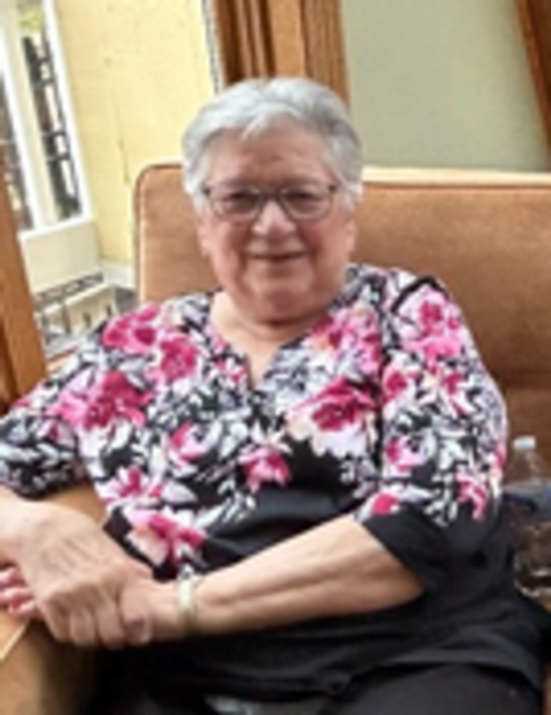 Lucille Leophile (Nolin) L'Heureux Profile Photo