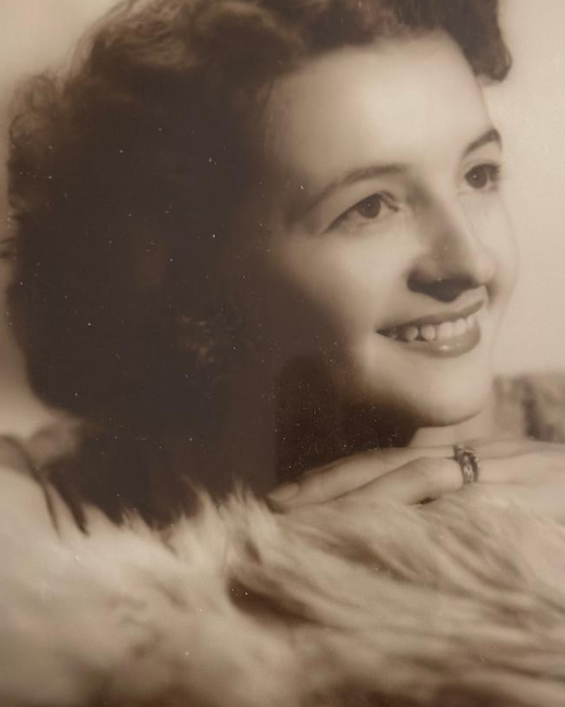 Karolina T. Gauby