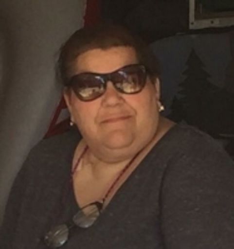 Gina  Campen photo gallery thumbnail 4 of 4