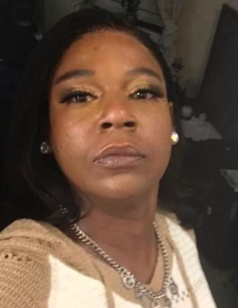 Tanesshia Sheree Holloway Profile Photo