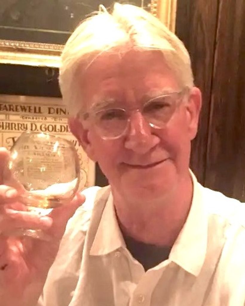 Robert J. Ingraham