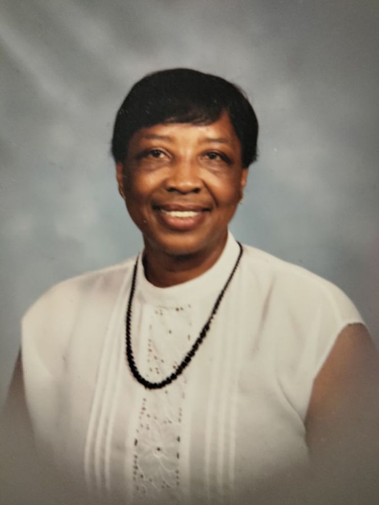 Mary M Teamer
