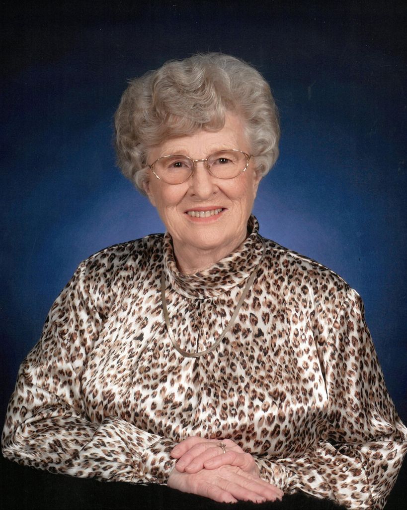 Laura Alexander Hall Profile Photo