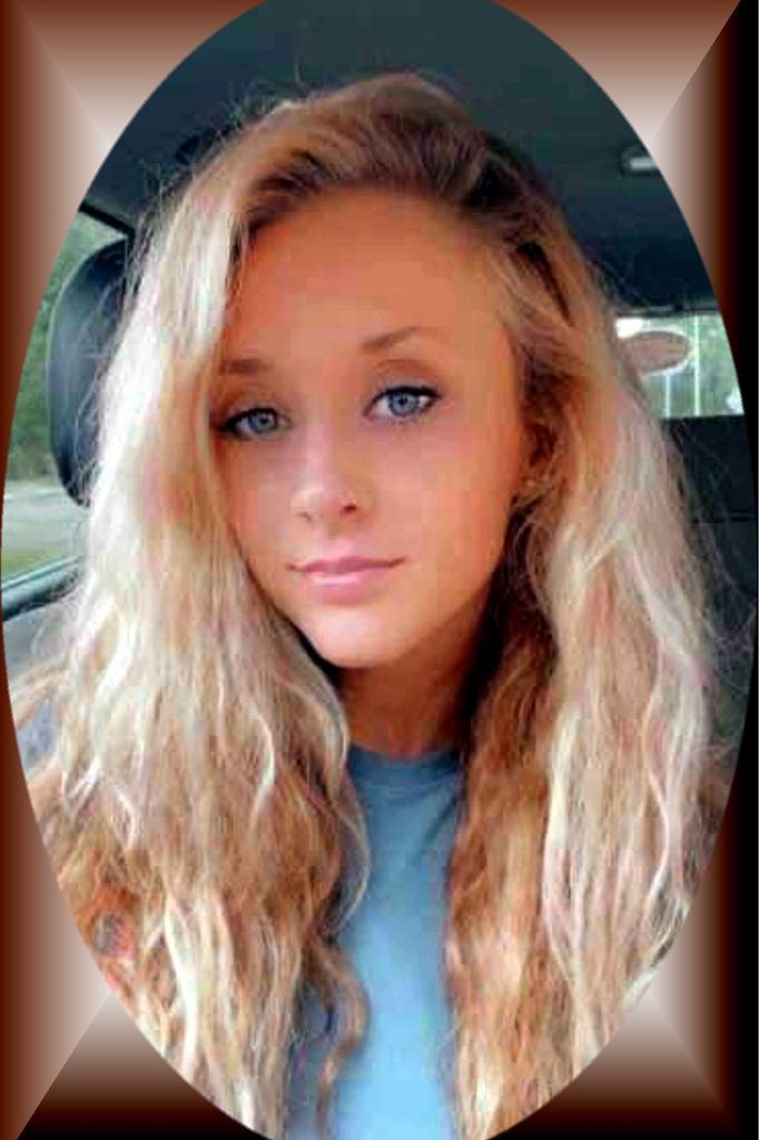 Lexus Burrows Abercrombie Profile Photo