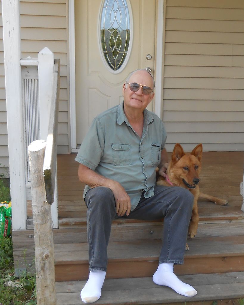 Dennis E. Hoyt