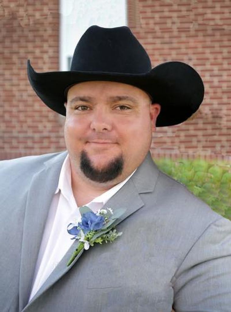 Ethan Daniel Bryant Profile Photo