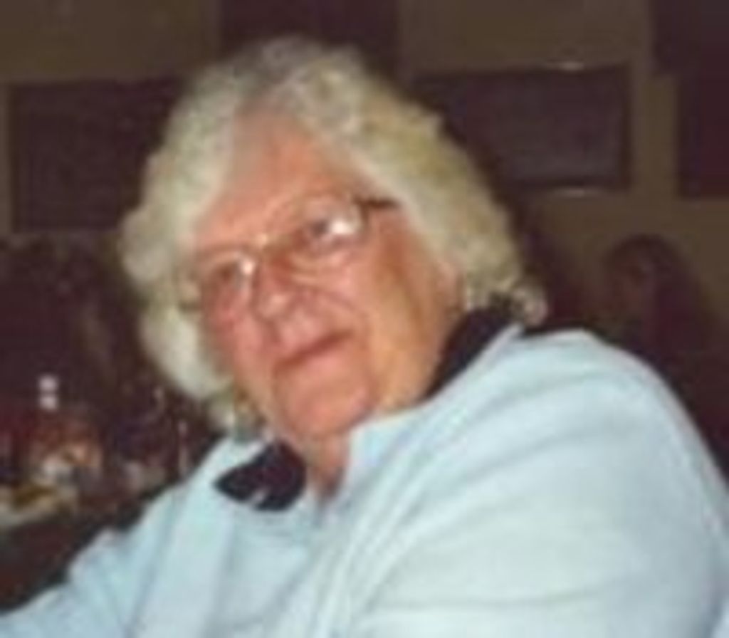 Joyce Lillian Teichmiller