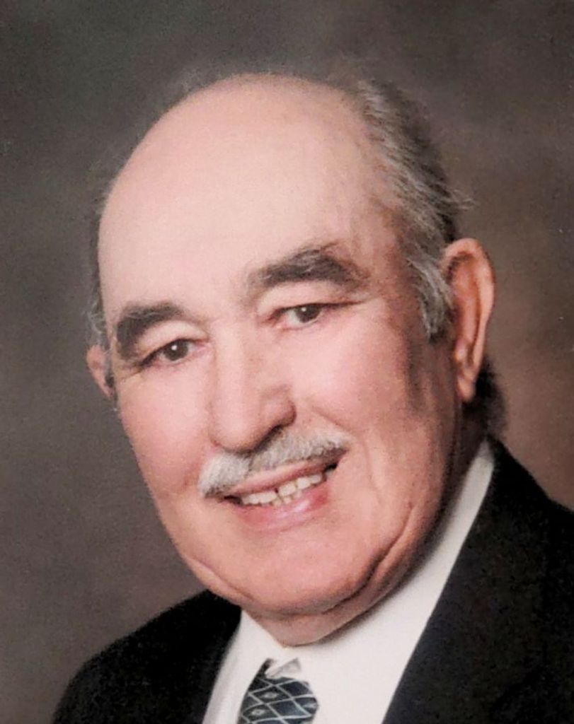Eduardo M. Souto Profile Photo