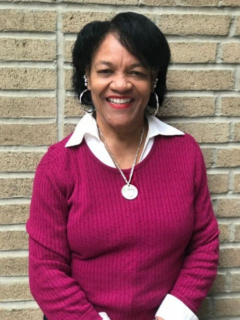 Mrs. Sanda "Sandy" Lauthanna Dean Profile Photo