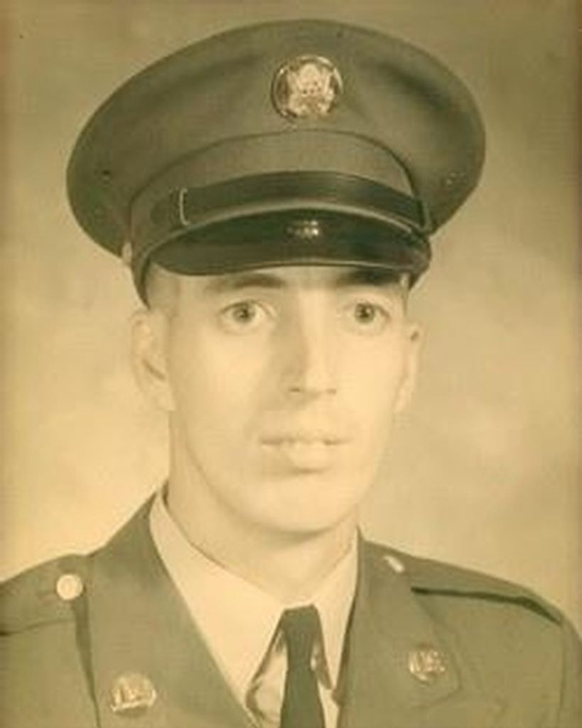 Robert E. Knight