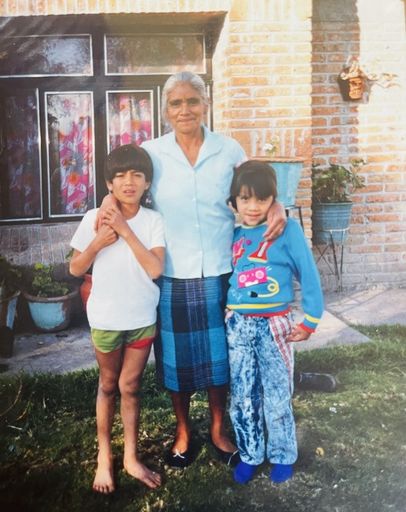 Maria Sanchez photo gallery thumbnail 4 of 31