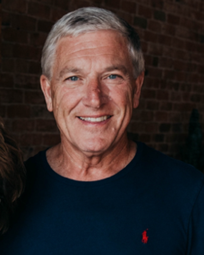 Michael "Mike" Elwood Gray