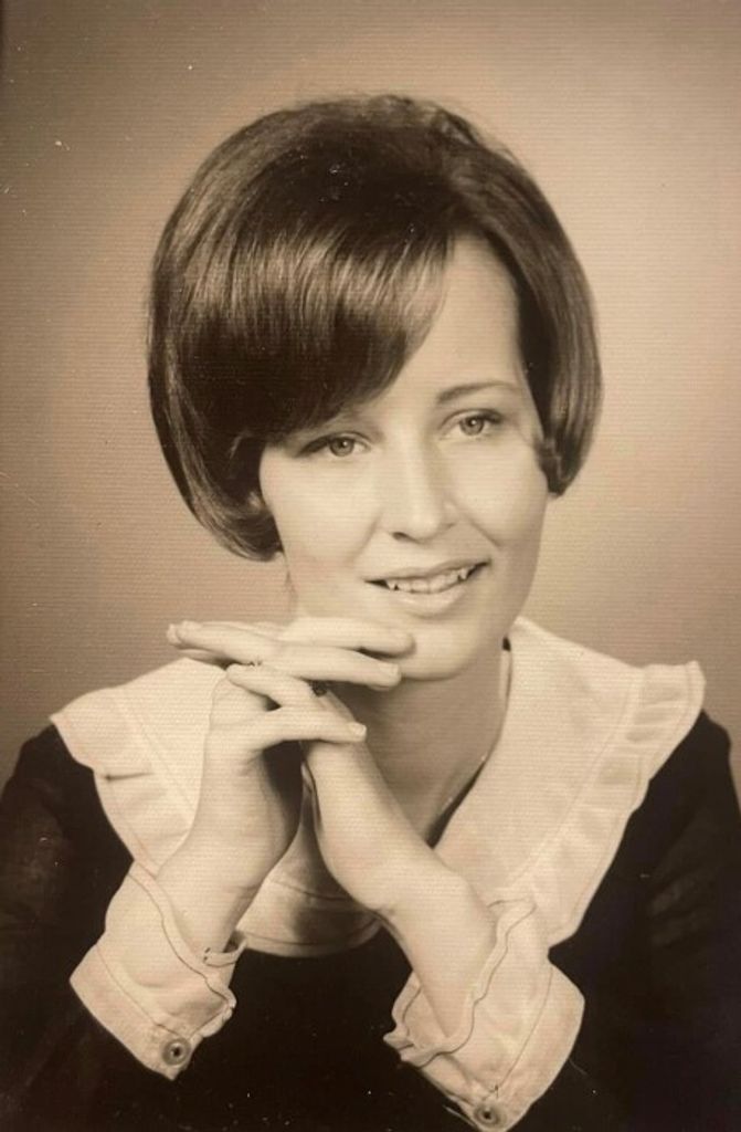 Elizabeth "Liz" Anne Foster