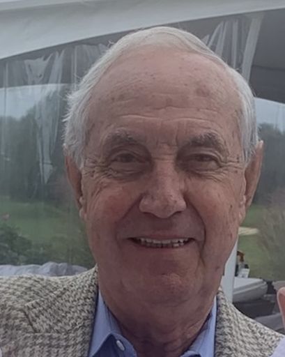 Gerardo Camarro's obituary image