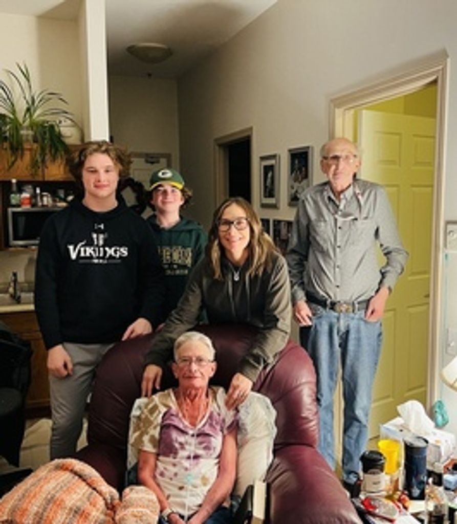 Diane Mcguire Profile Photo