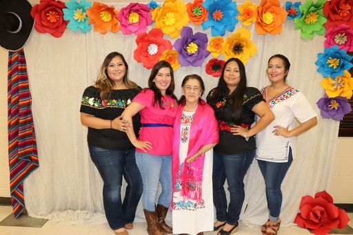 Rita Solis photo gallery thumbnail 151 of 276