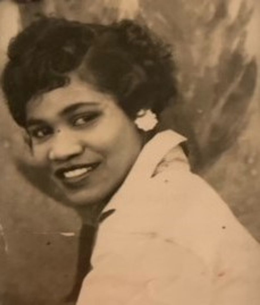 Madge Alexander Profile Photo