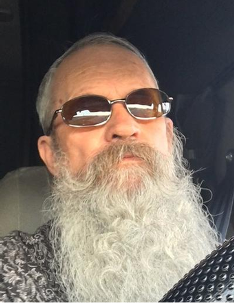 Erlon "Chuck" Charles Putnam Profile Photo