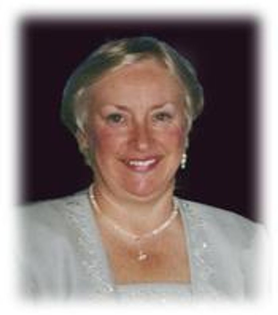 Sandra "Sandy" Velichkoff