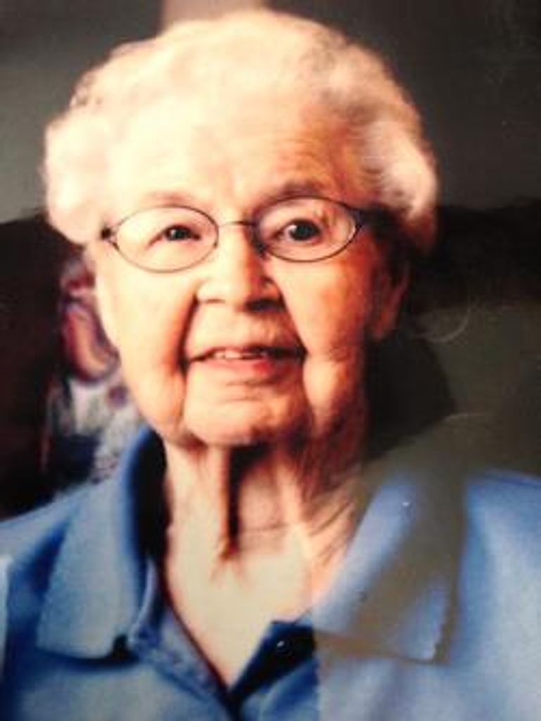 Ellen Roberts Profile Photo