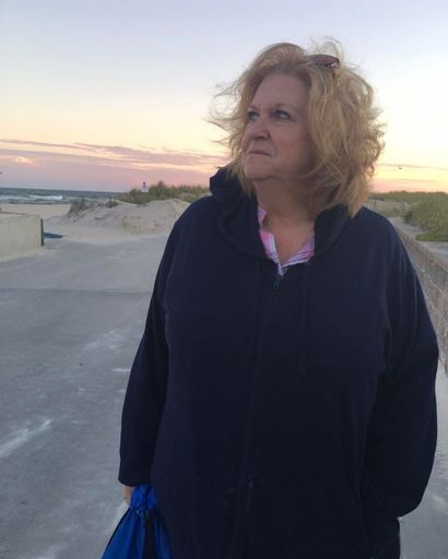 Maxine Ellene Laura's obituary image