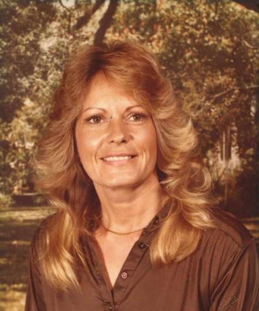 Pat Rich Thomas Profile Photo