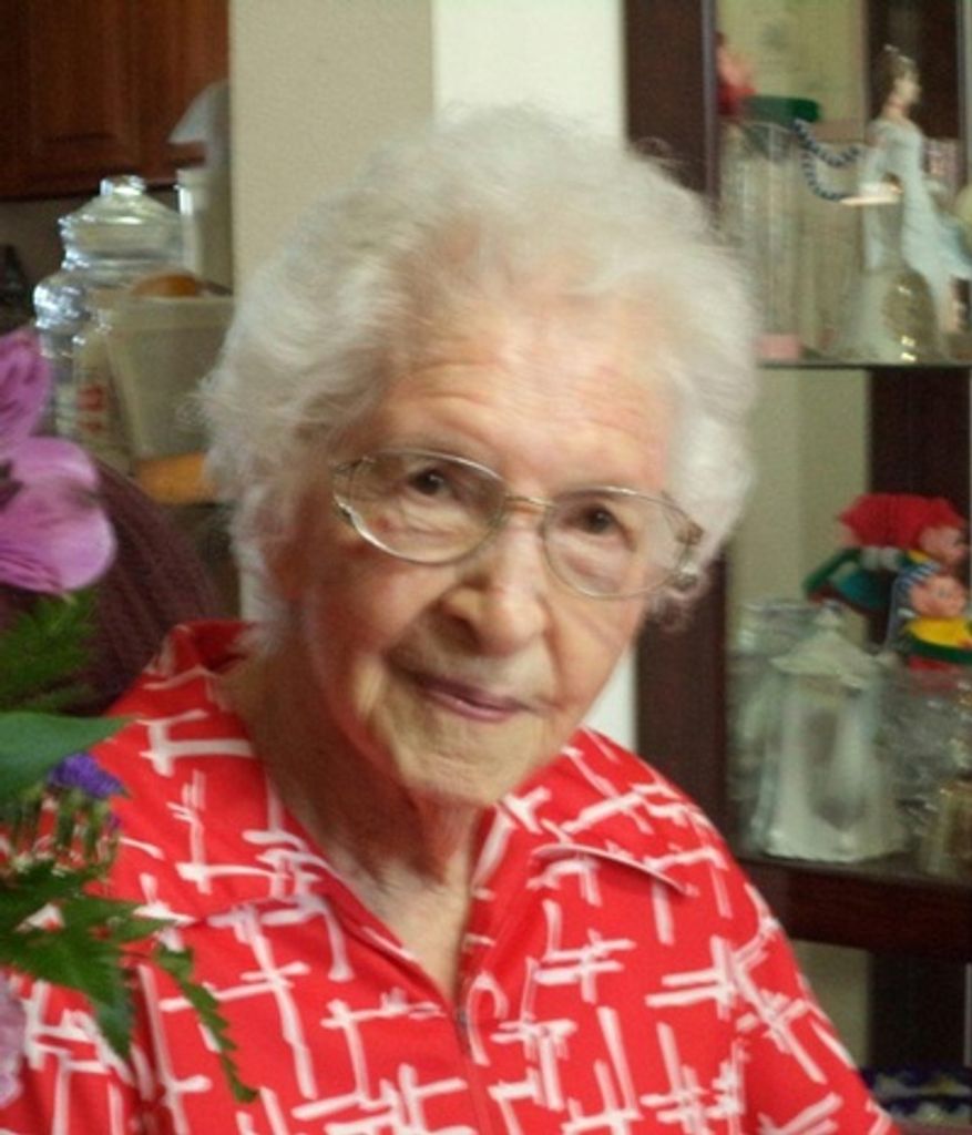 Dorothy Lucile Lewis