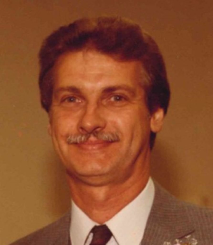 Richard Nicholls Profile Photo