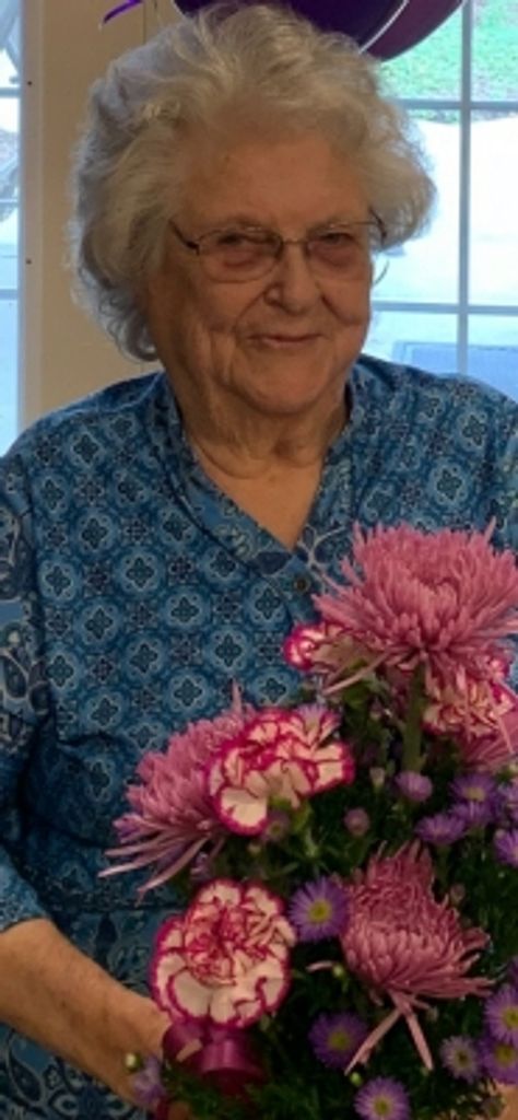 Myrtle Helms