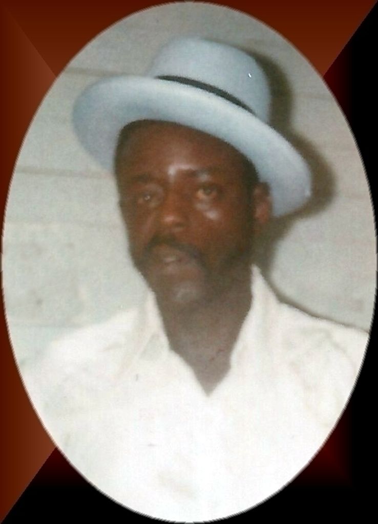 Johnny Holmes Profile Photo