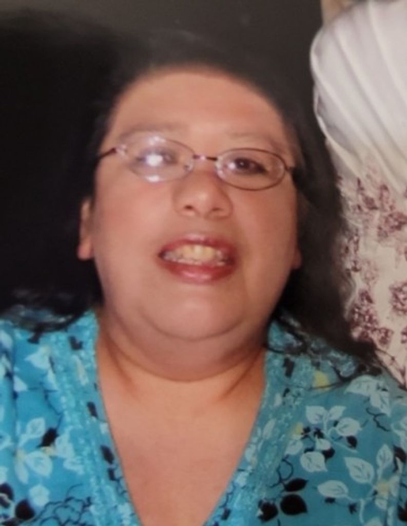 Cynthia "Bee" Espinosa