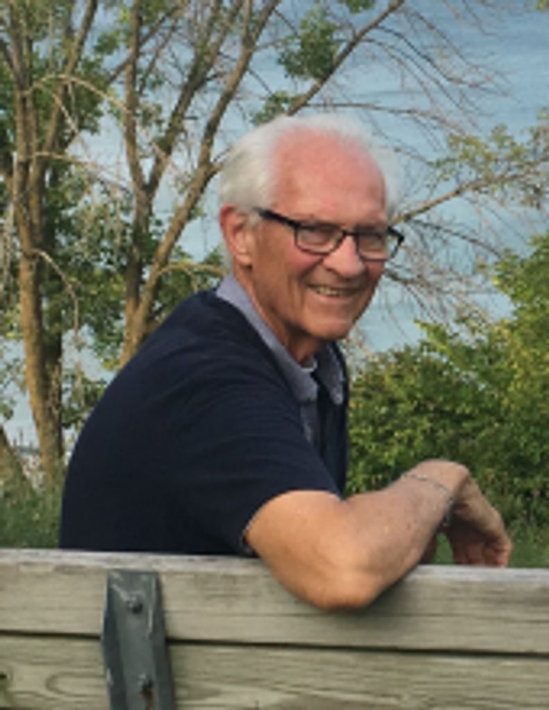 Willard F. Riemer